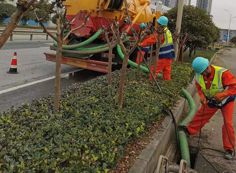 鄯善市政管道清淤