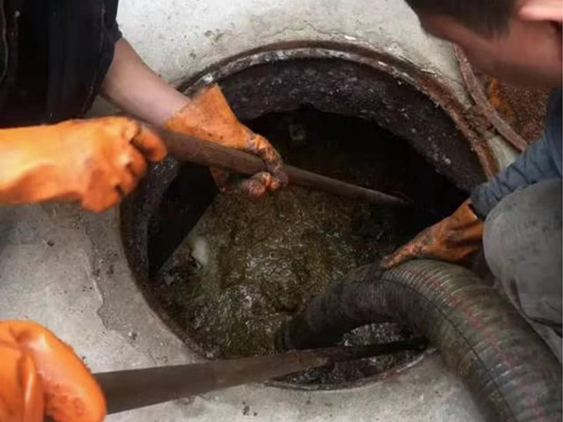 鄯善化油池、化粪池清理要做哪些安全措施？